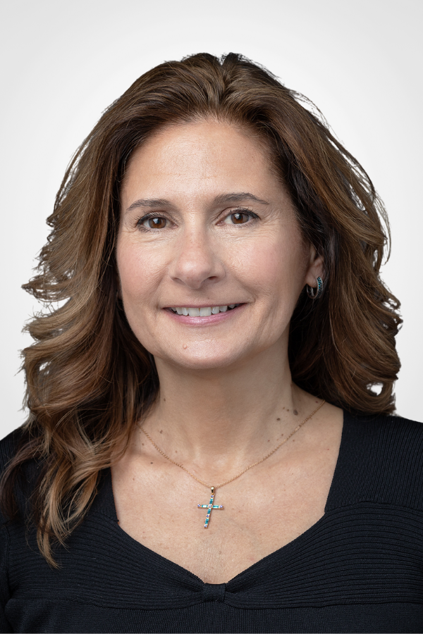 Diana Paquette headshot
