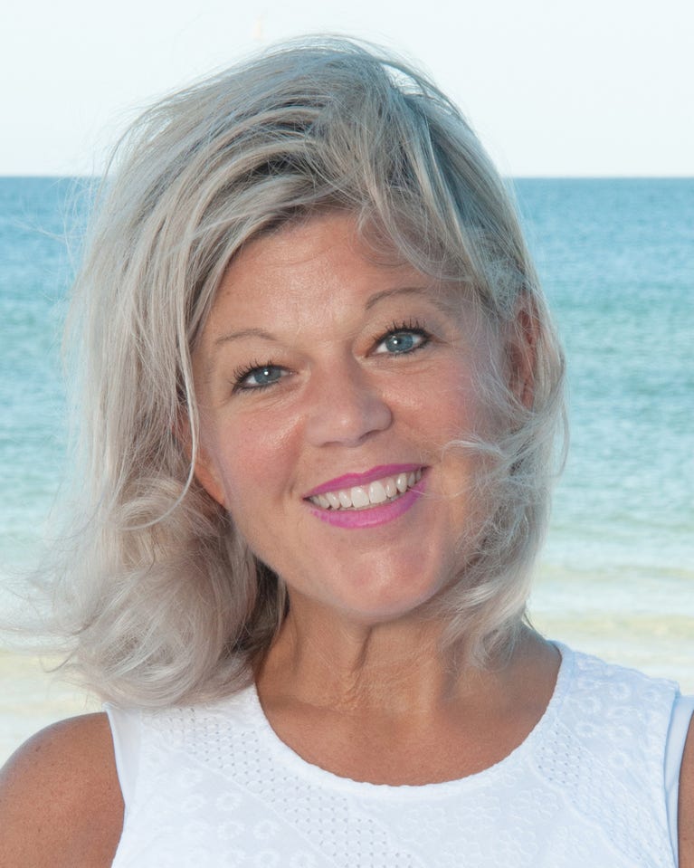 Dawn Trautmann headshot