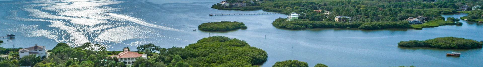 Ozona, Florida waterfront community with marinas, scenic canals, parks, upscale homes, boating access, and relaxed Gulf Coast lifestyle in Pinellas County.