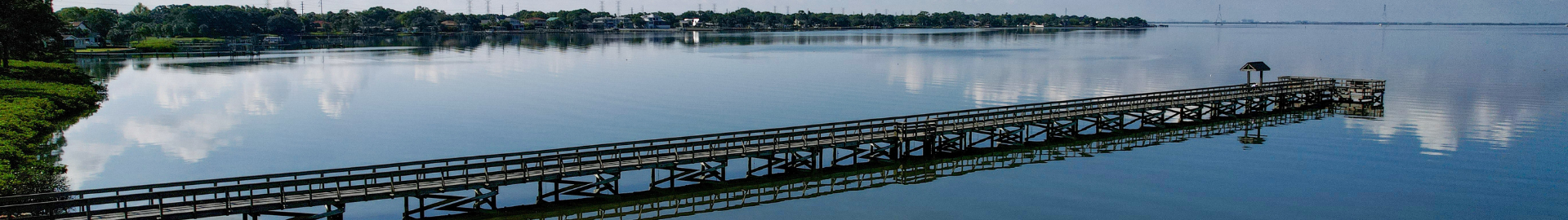 Oldsmar, Florida suburban city with lakes, parks, modern residential neighborhoods, shopping, dining, and convenient access to Tampa Bay and Gulf Coast beaches in Pinellas County.
