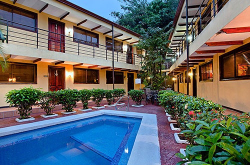 Mono Titi Condos