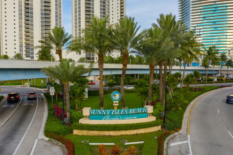 featured area for Sunny Isles Beach