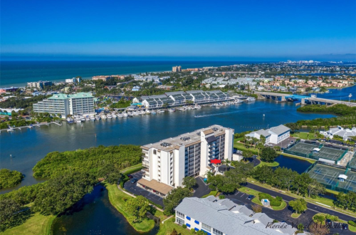 Largo, Florida suburban city with parks, lakes, family-friendly neighborhoods, shopping, dining, cultural attractions, and convenient access to Gulf Coast beaches in Pinellas County