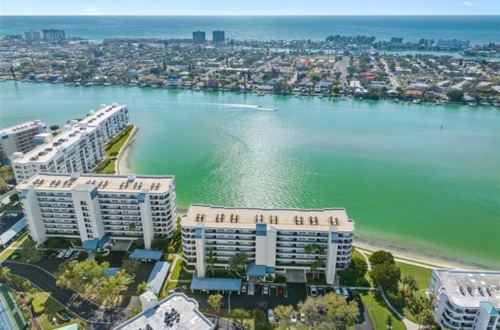 Heide Rand - Coastal Properties & Forbes Global Properties