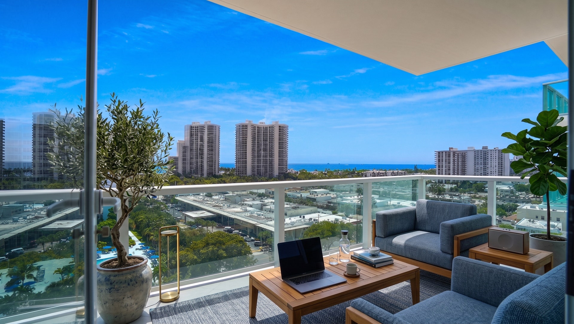 Coral Ridge Towers Original Contemporary Glass Balcony property photo of Coral Ridge Towers Original Contemporary Glass Balcony