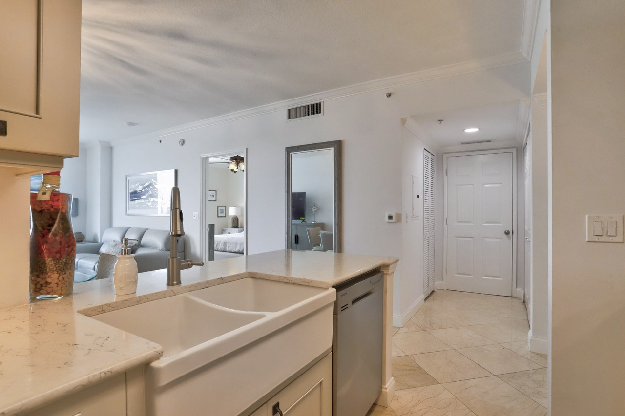 For Sale: 700 E Boynton Beach Boulevard, #1203, Boynton Beach ...