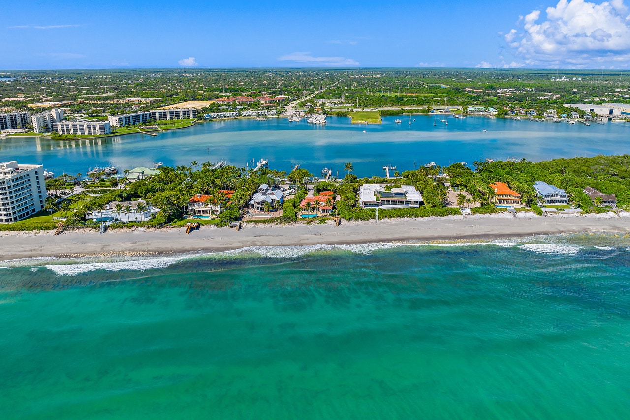 For Sale: 613 S Beach Road, Jupiter, FL 33469 | 6 Beds / 7 Full Baths / 1 Half Bath | $19,500,000 For Sale: 613 S Beach Road, Jupiter, FL 33469 | 6 Beds / 7 Full Baths / 1 Half Bath | $19,500,000