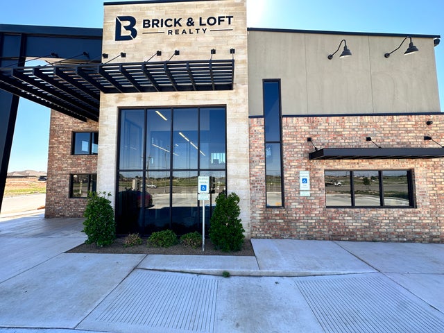 Brick and Loft Office