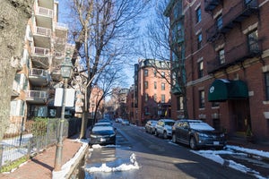 Brimmer Chambers Condos Boston MA - Photo 4