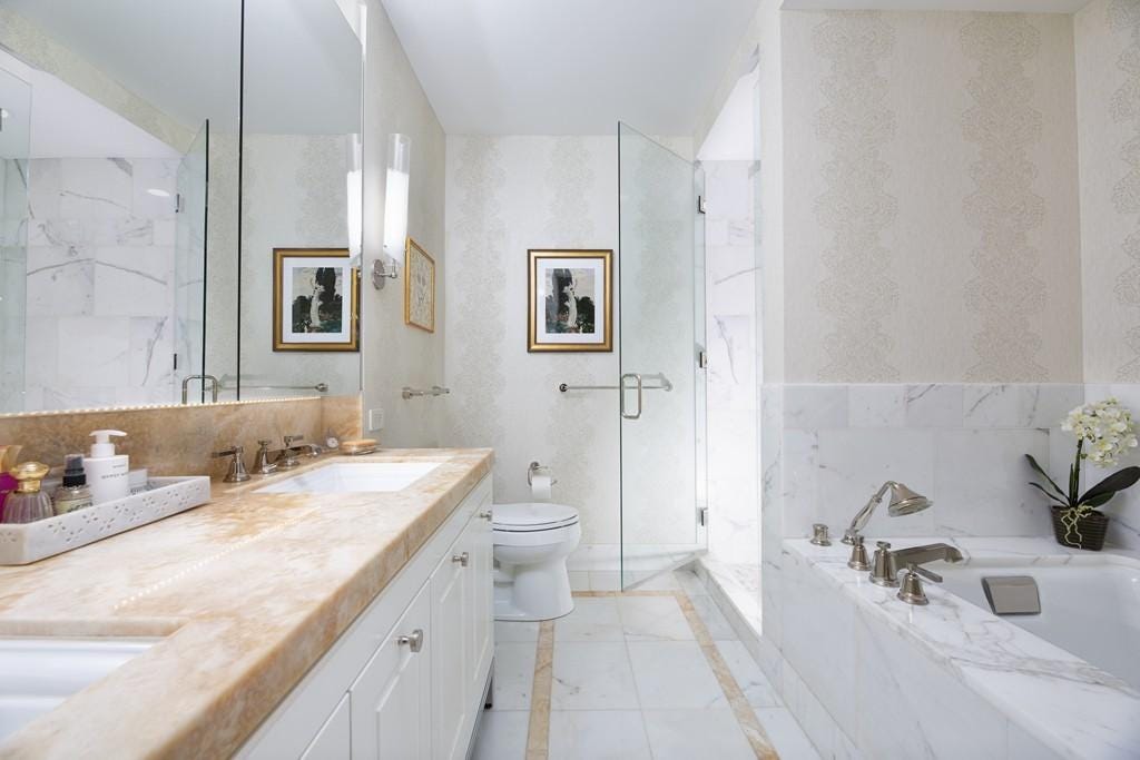 Clarendon Luxury Condos boston For Sale