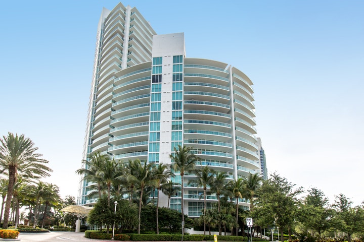Continuum - South Tower Miami Beach FL