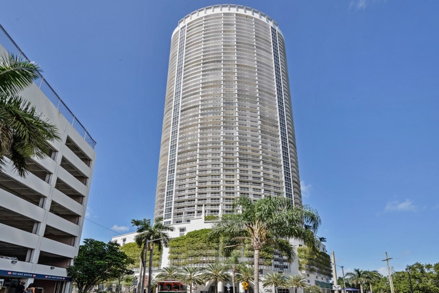 Opera Tower Miami FL