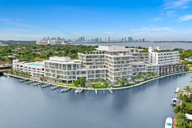 Ritz-Carlton Residences Miami Beach FL