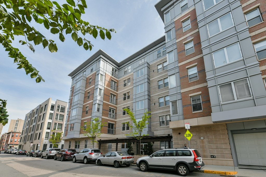 Audubon Park at 16 Miner St Condos for sale or rent