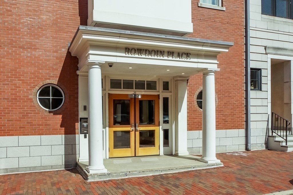 Bowdoin Place Beacon Hill Boston condos