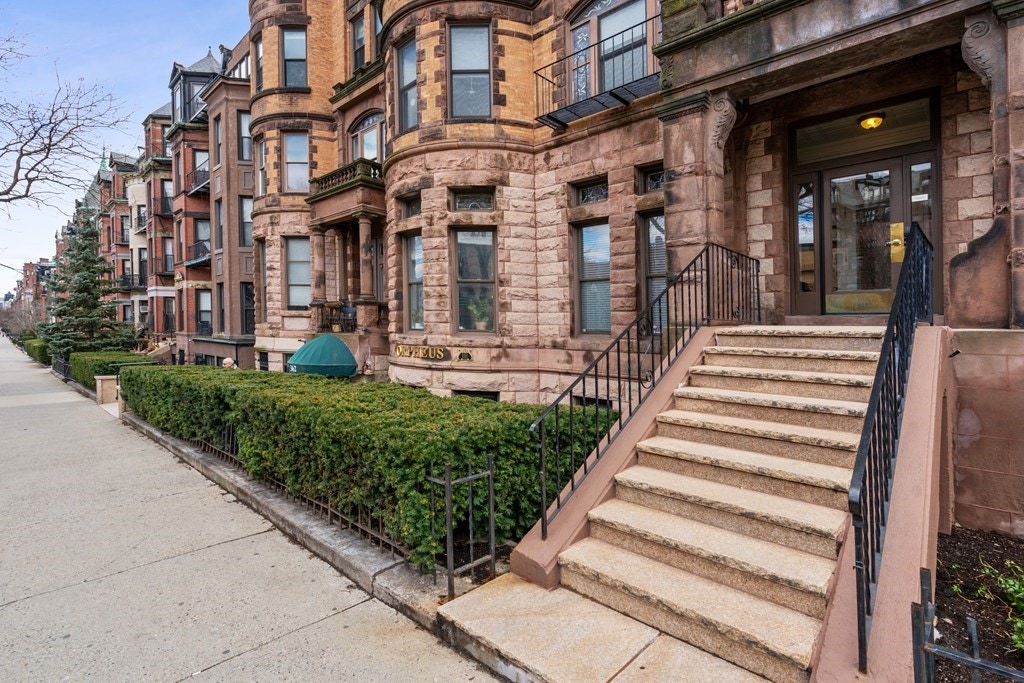 362 Commonwealth avenue condos for sale