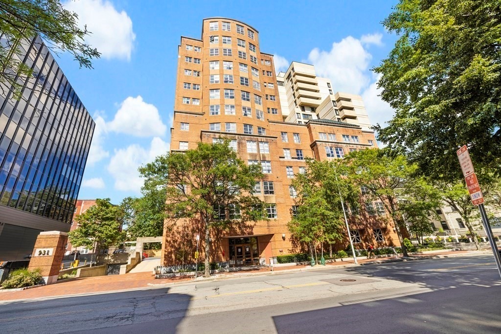 Harvard Square Luxury Neighborhood Page Boston Luxury Residential LLC