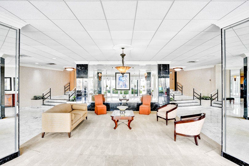 3430 Galt Ocean Dr Lobby