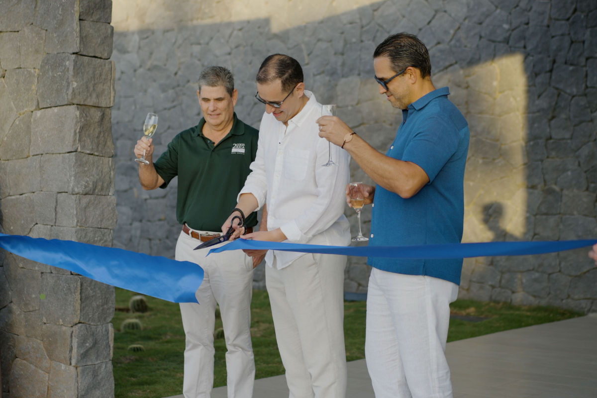 2Costa Rica Real Estate and Grupo Roble Celebrate the Official Inauguration of One Hacienda Pinilla