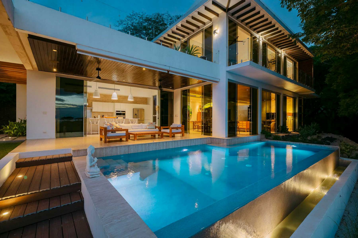 Casa Lomas del Mar: A Panoramic Oceanview Residence Minutes from Tamarindo