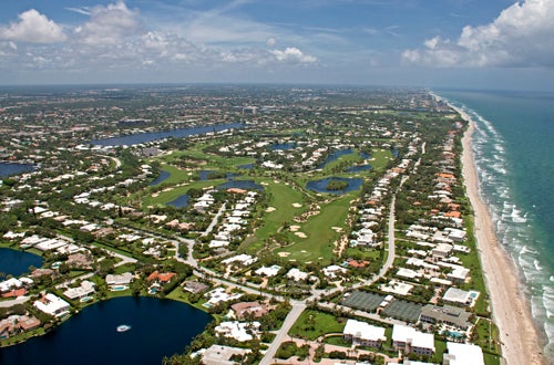 Bloomberg.com Reports Seven Year High in New Home Sales
