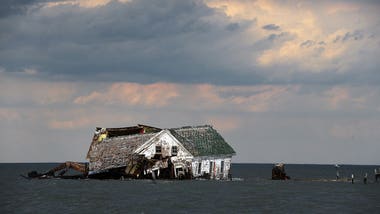 Real Estate Investment and Climate Risk Real Estate Investment and Climate Risk