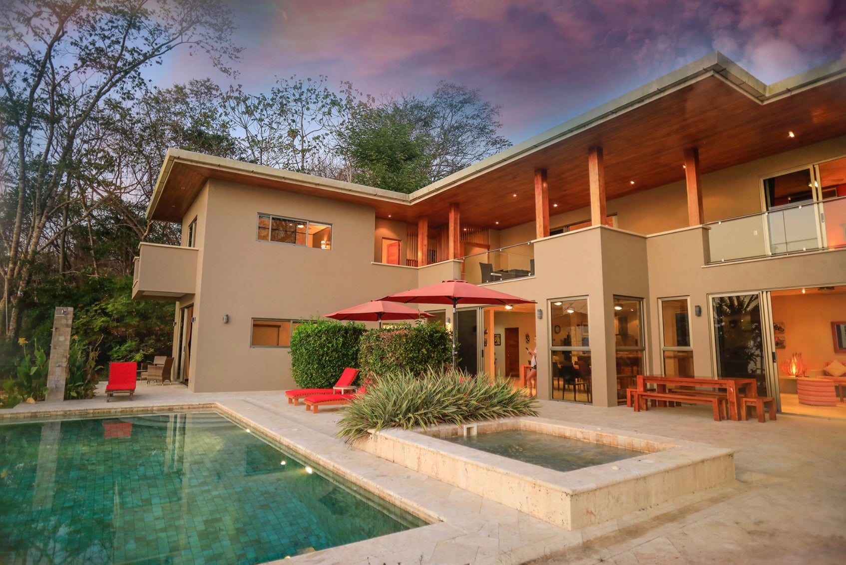 Luxury Home in Mal Pais with 180 views: Nested in paradise