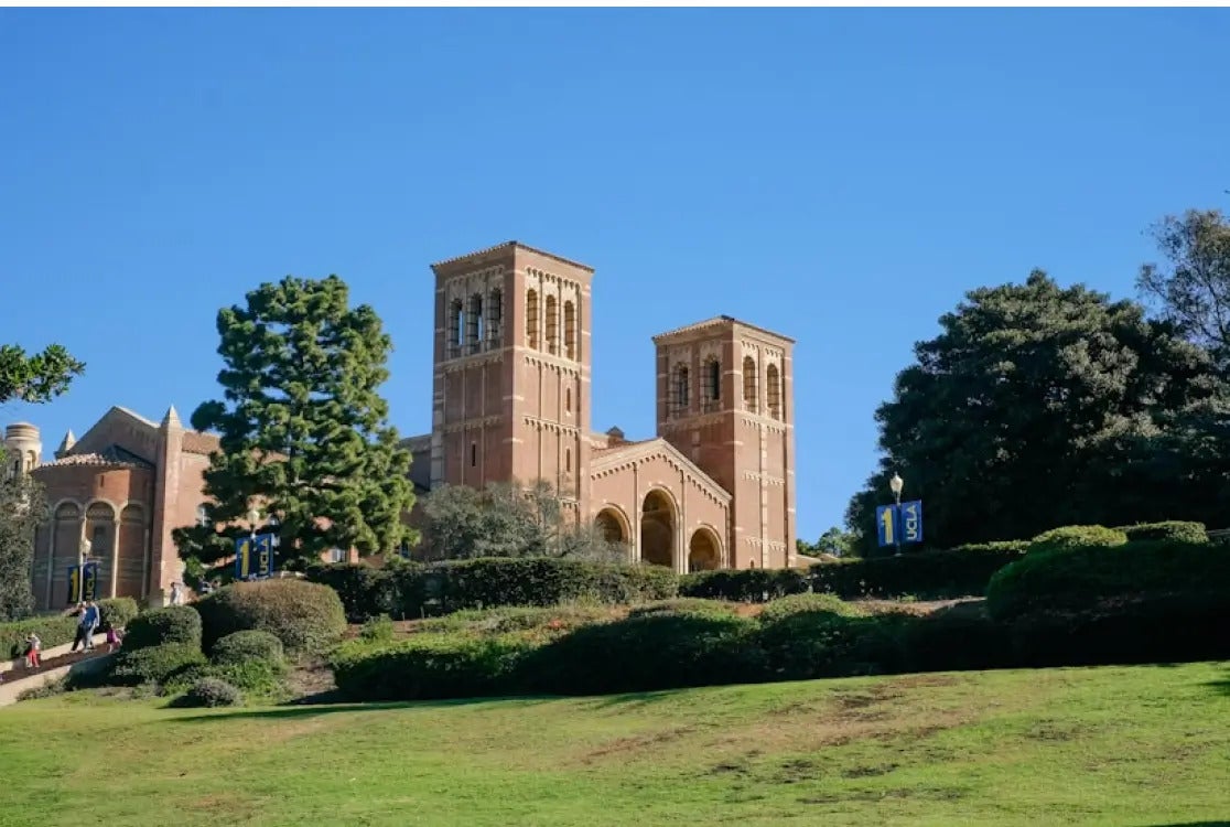Top Colleges Near Coastal Los Angeles