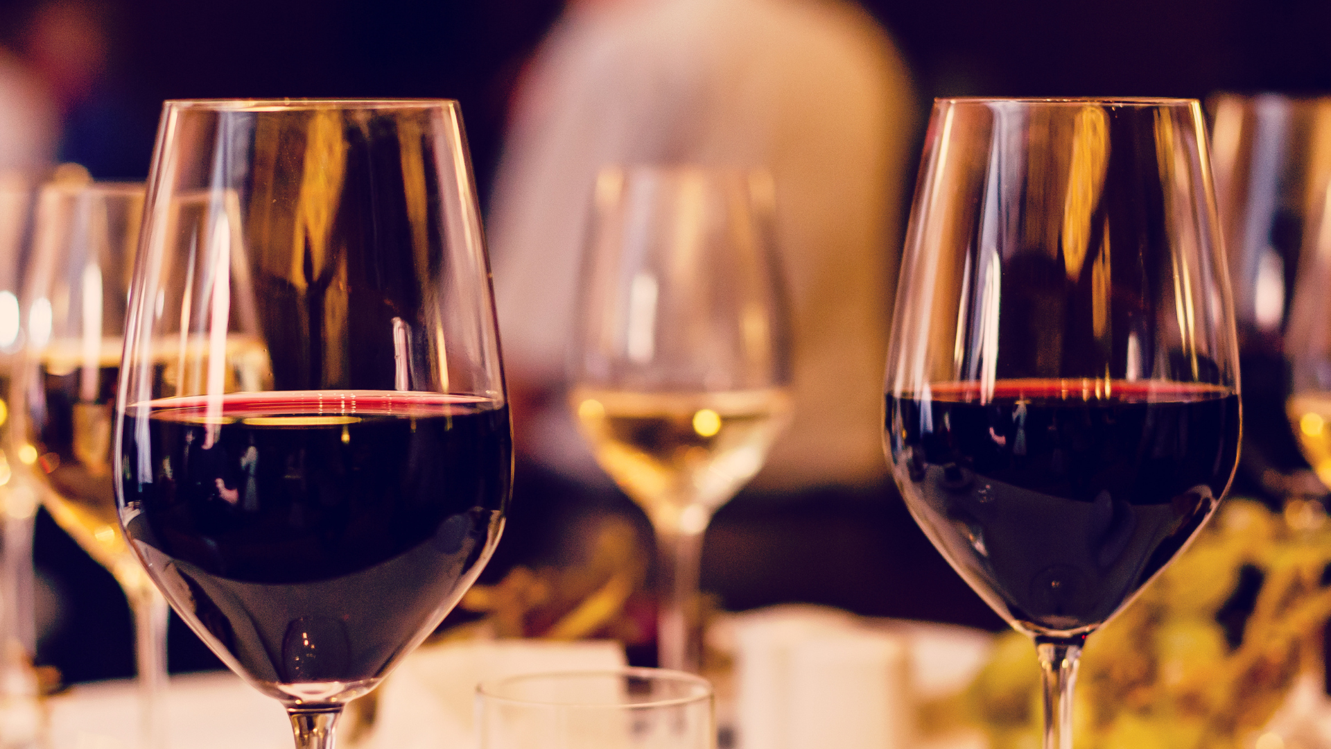 Glasses of red and white wine